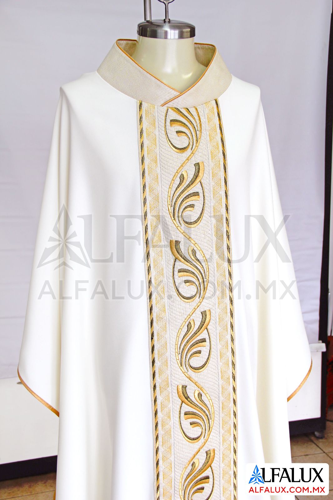 01 FUENTE Casulla Alfalux Central Perla Bronce 152